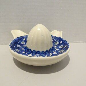 Polish Pottery Boleslawiec Citrus Juicer Stoneware with Handle Blue Floral